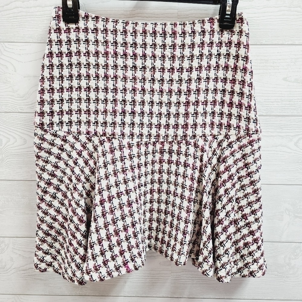 Maeve by Anthropologie Tweed Ruffle Hem Mini Skirt Pink Navy White Size 2
